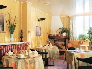 Отель Relais Benelux Bale Rupt-sur-Moselle Экстерьер фото